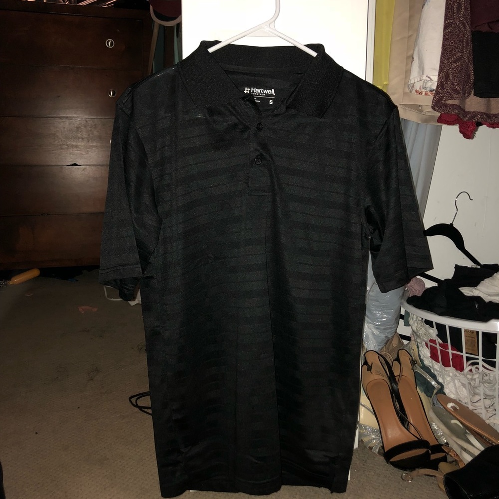 Men’s collared black striped shirt